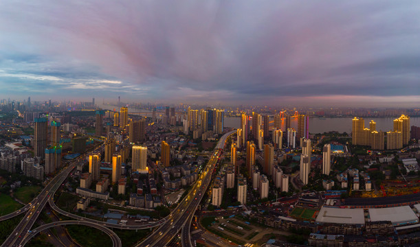 武汉夏日城市航拍傍晚和夜景风光