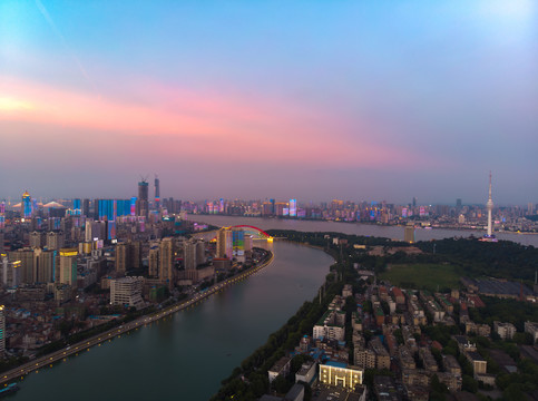 武汉夏日城市航拍傍晚和夜景风光