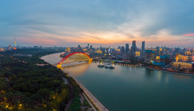 武汉夏日城市航拍傍晚和夜景风光