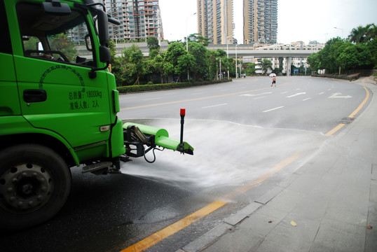 环卫洒水车