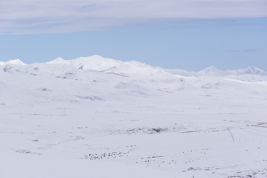 雪后祁连山