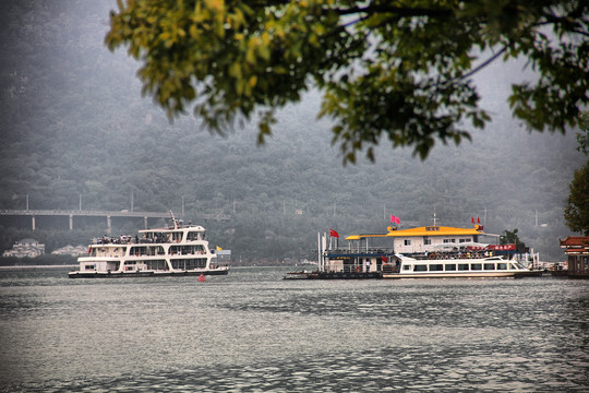 昆明旅游海埂公园滇池