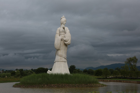 汉中汉江女神雕塑
