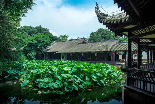 三苏祠园林景观快雨亭