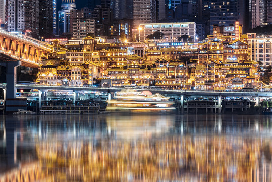 重庆渝中半岛洪崖洞景区夜景