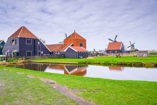 荷兰村庄