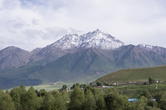 祁连山风光