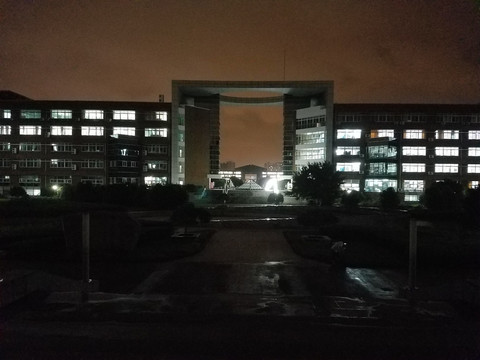 宁波大学夜景