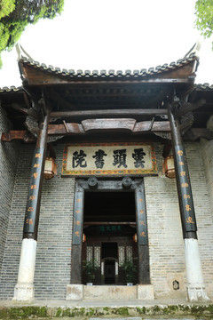 古建筑大门