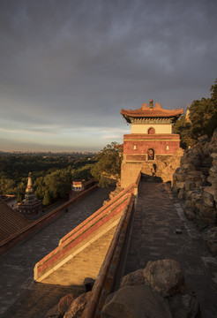 北京颐和园四大部洲景区夏季风光