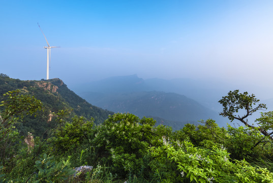 高山风力发电风景