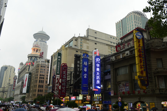 上海南京路步行街