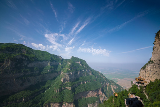 高山