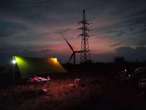 缺牙山夜景