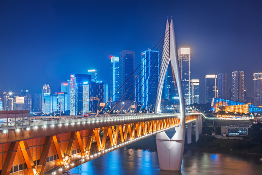 中国重庆千厮门大桥夜景