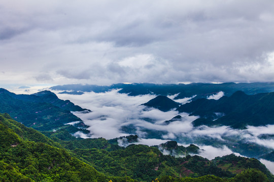 避暑胜地苏马荡云海飘渺