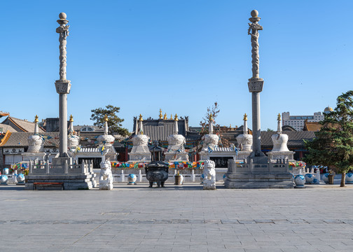 呼和浩特大召寺白塔