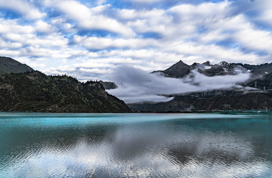 然乌湖