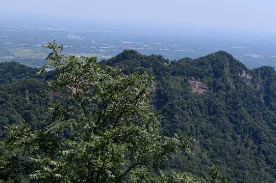 青城山