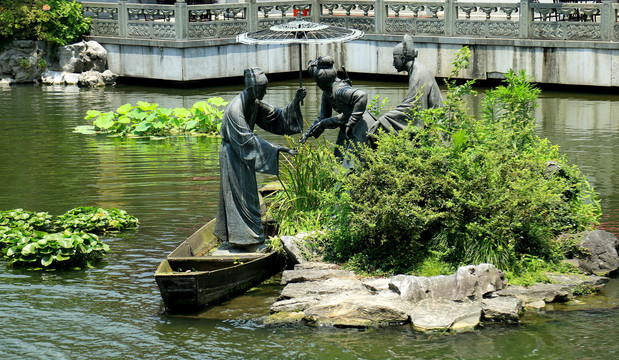 西湖雕塑