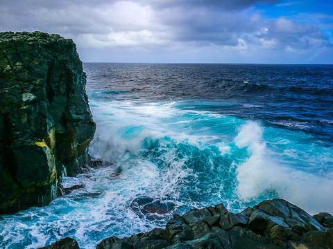 礁石海浪