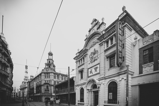 上海建筑街道黑白照片