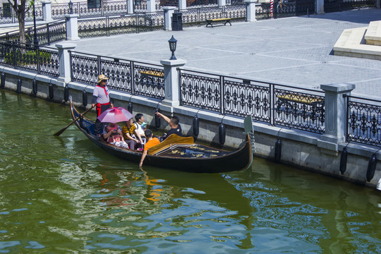 东方水城