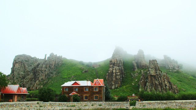 仙境玫瑰峰