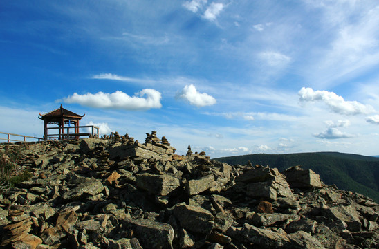 阿尔山白狼峰景观