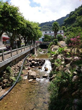 阴那山流水