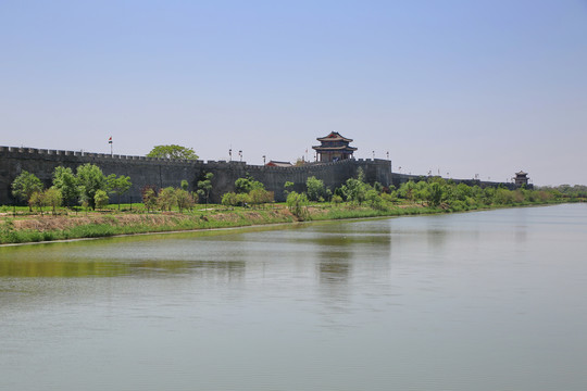 广府古城城墙外景