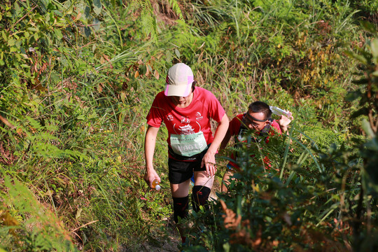 六大名山登山赛