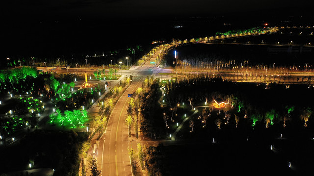 可克达拉市夜景