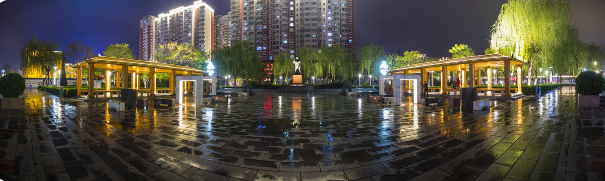 张寒晖文化广场夜景