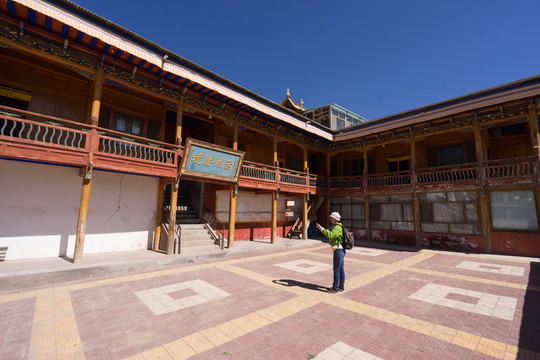 隆务大寺