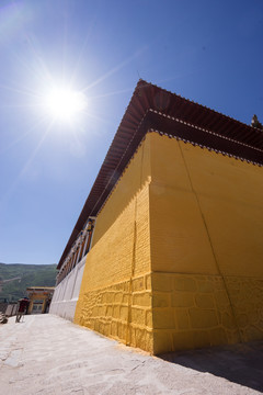 隆务大寺