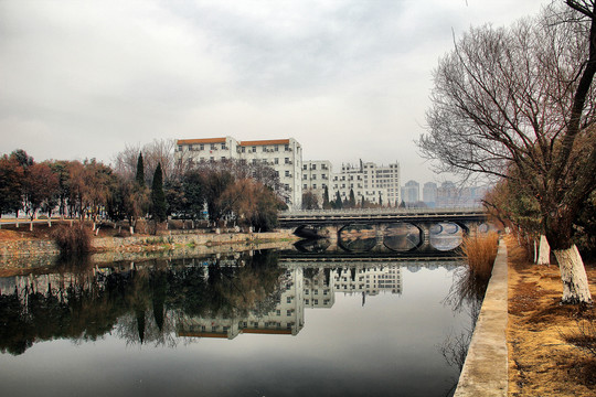 江苏师范大学