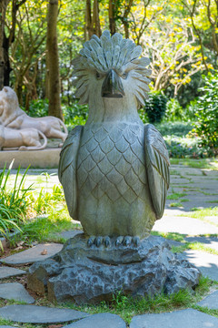 菲律宾鹰食猿雕雕塑