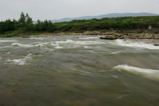 河流