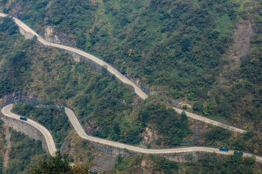 盘山路