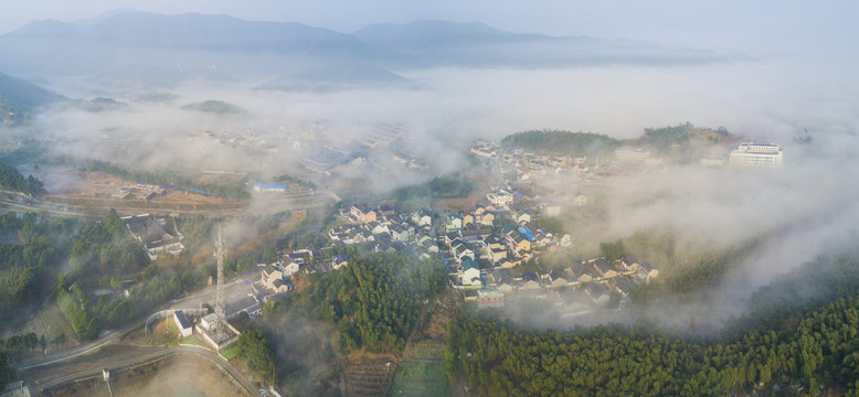 云雾全景