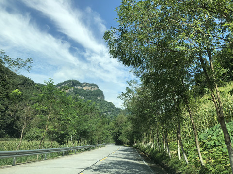 山间公路