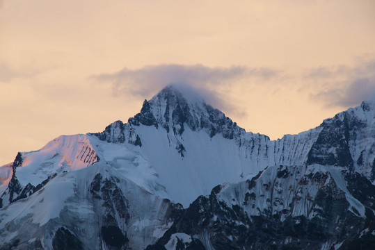 雪山