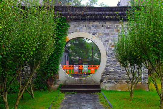 中式圆拱门