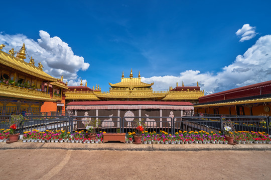 大昭寺寺内建筑