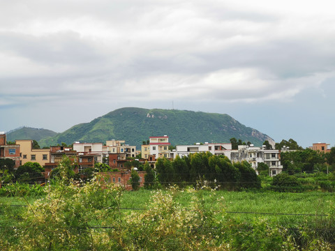 山村