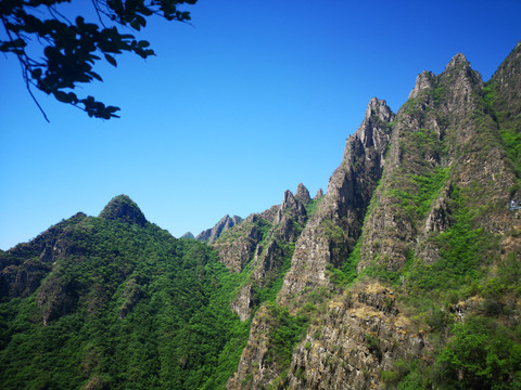 高山丘壑