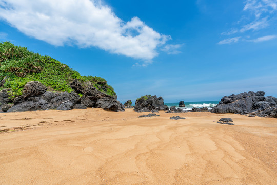 海南博鳌正门海山钦湾礁石