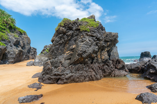 海南博鳌正门海山钦湾礁石