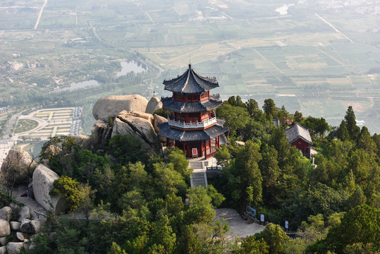 峄山